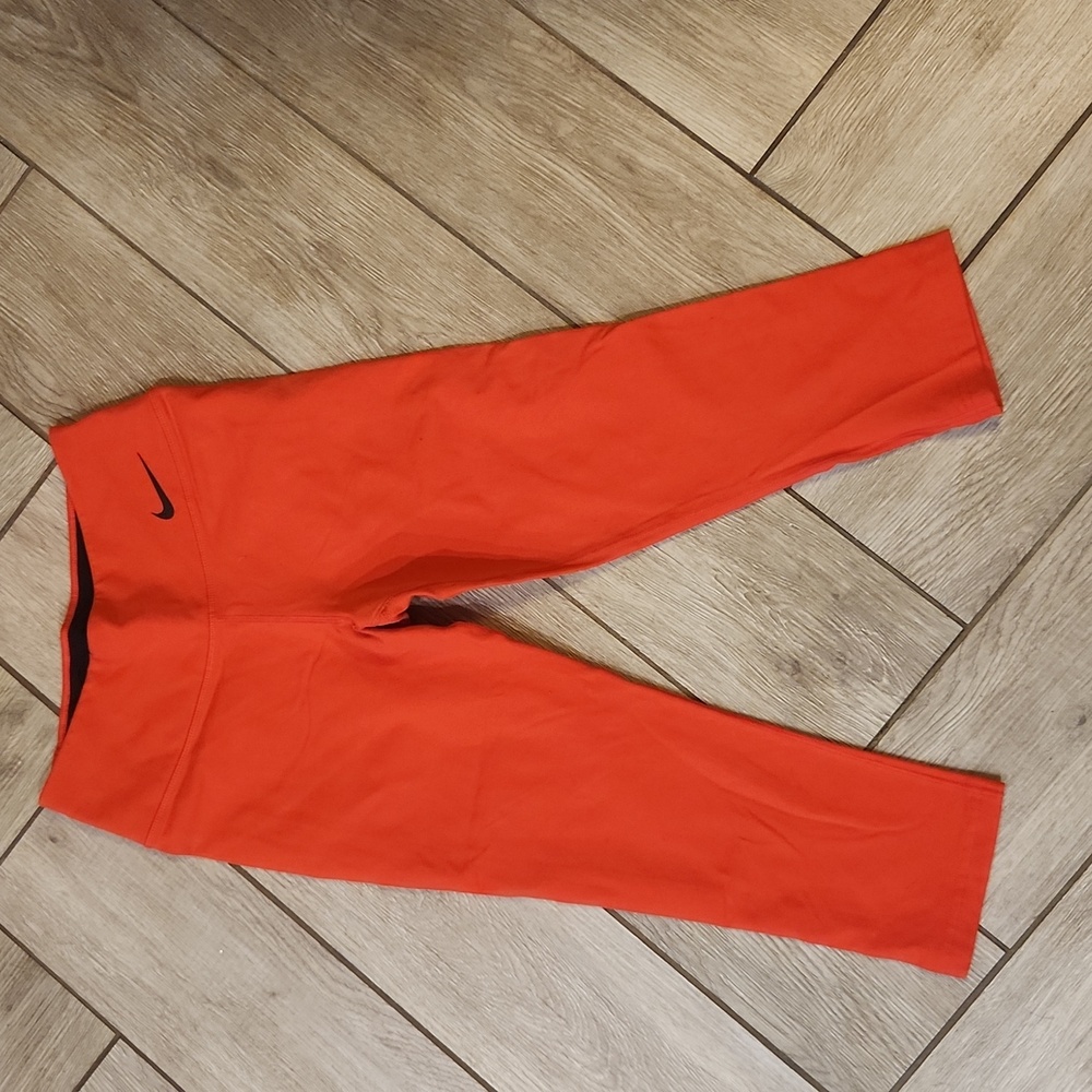 Nike althelic cropped pants
